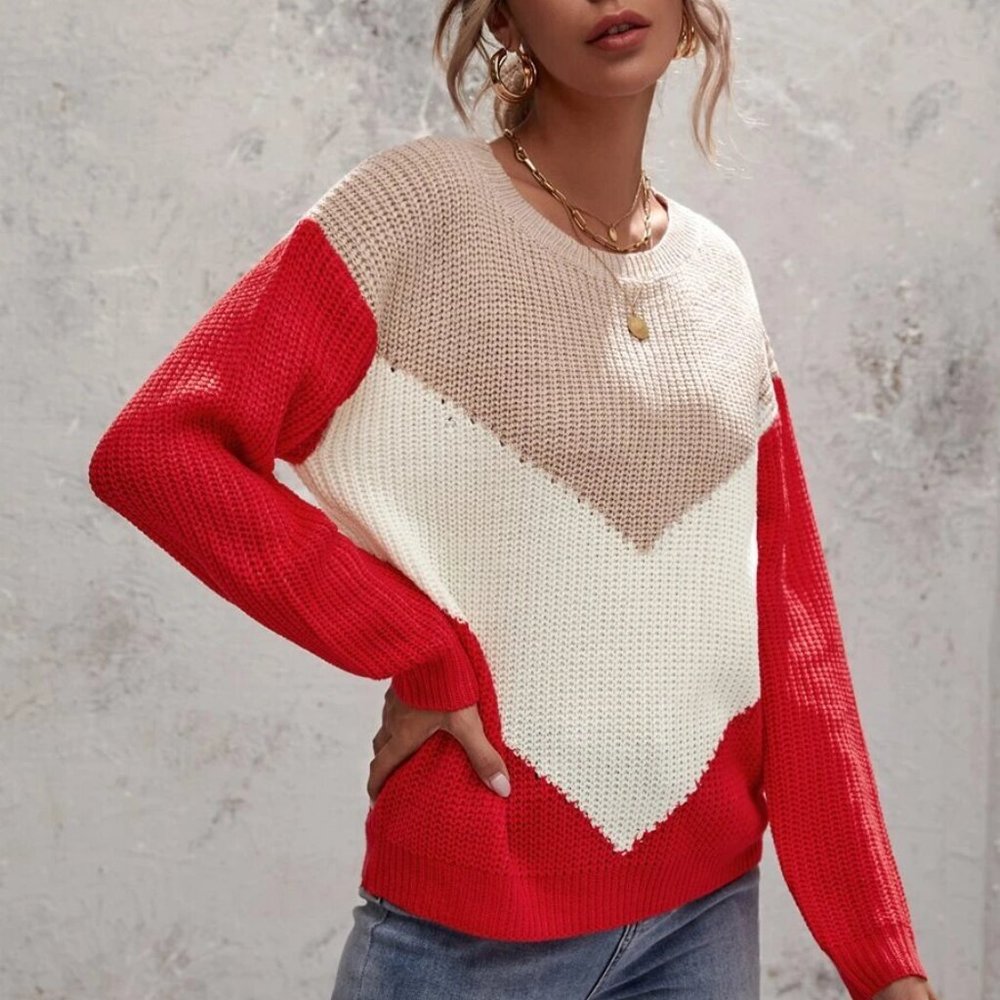 Women's Pullover Sweater - Picture 2 of 5